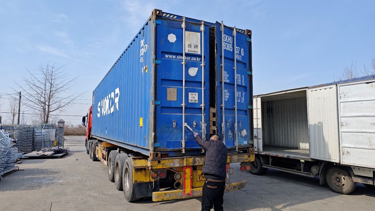 Objednávka kórejského klienta z leštenej nehrdzavejúcej ocele odoslaná spoločnosťou Debabrother pred jarným festivalom